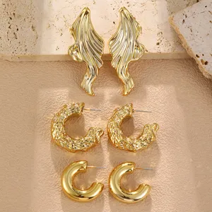 Goldfarbenes übertriebenes abstraktes & C-Form Creolen Ohrring-Set, trendiger Modeschmuck.