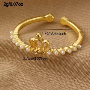 Goldene Kronen Perlen offener Ring Detailansicht, elegante verstellbare Damenring.