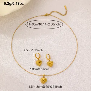 Goldfarbenes Edelstahl Edelstahl Herz Halskette und Ohrringe Schmuckset mit minimalistischem Stil.