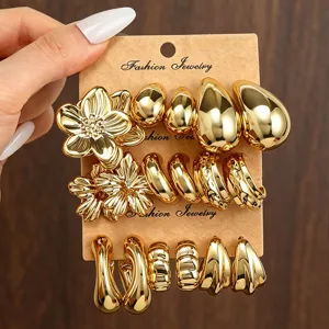 Grenzüberschreitende europäische und amerikanische Retro Luxus Gold Metall Ohrringe Set.