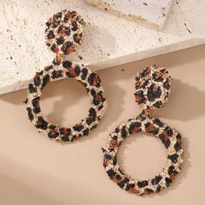 Klobige Metall geometrische Leopardenmuster Ohrringe, strukturierte Statement Ohrhänger Damen.