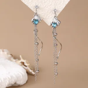 Eleganti orecchini lunghi coda di sirena con cristallo cuore blu, design raffinato donna.