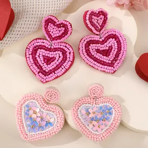 Orecchini a cuore doppio con perline, bellissimi orecchini pendenti con fiori rosa.