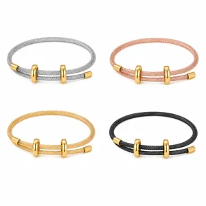 Bracciale intrecciato in rete metallica alla moda con anelli dorati scorrevoli, immagine principale.