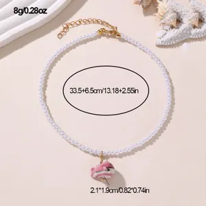 Süße Perlen-Choker-Halskette mit rosa Fisch-Anhänger, eleganter Damenschmuck für Sommer.