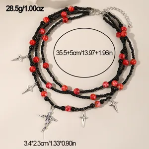 Gothischer mehrschichtiger Perlen-Choker-Halsreif mit Stern- und Kreuzanhängern Halloween.