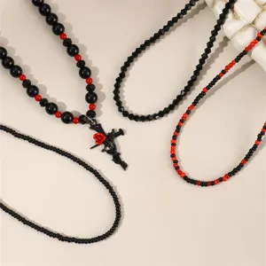Gotisches schwarzes rotes Perlen Halsketten Set mit Rosenkreuz Anhänger für Damen Party.