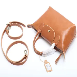 Genuine leather handbag for women, classic crossbody shoulder bag, vintage commuter tote bag.