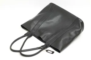 Black genuine leather tote bag, minimalist design large capacity shoulder bag for women commute.