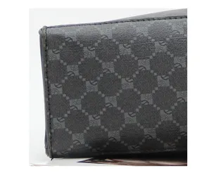 Sac à main d'affaires décontracté à motif monogramme pour hommes, vue détaillée élégante.