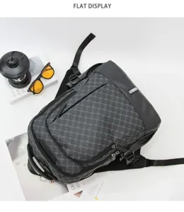 Detailansicht des multifunktionalen Reise-Rucksacks mit robuster Reißverschluss- und Gurtstruktur