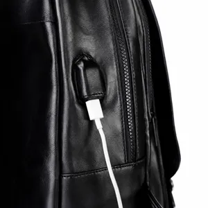 Herren PU Leder Rucksack mit externem USB Ladeanschluss, große Kapazität Vintage Freizeit.