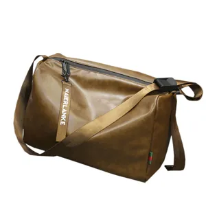 Men's large capacity vintage shoulder travel duffel bag waterproof zipper crossbody bag