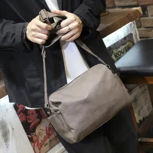Men casual crossbody shoulder bag street fashion stylish travel messenger bag for daily use