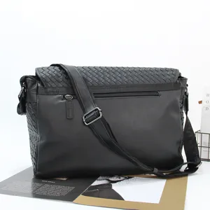 Men's woven messenger bag casual shoulder crossbody bag black business computer bag large capacity