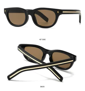 Stijlvolle chique vintage zwarte zonnebril voor dames met bruine lenzen en gouden details.