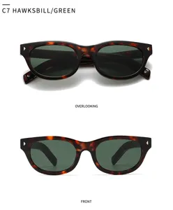 Retro schildpad zonnebril met groene glazen, trendy vintage ovaal montuur voor dames.