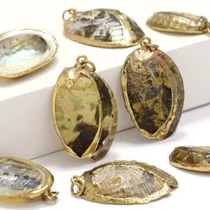 Gold-plated green abalone shell pendant natural conch charm fashion jewelry DIY accessory