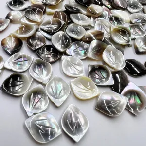 Pendentifs feuilles en coquillage naturel nacre sculptée accessoires de bijoux DIY