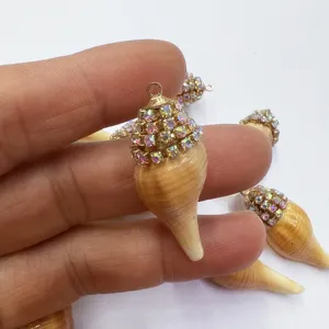 Seashell rhinestone pendant detail closeup, AB crystal sparkle beach style DIY jewelry accessory