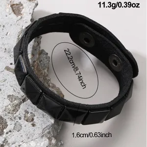 Schwarzes Punk-Rock-Stil Pyramiden Nieten Lederarmband mit Druckknopfverschluss.