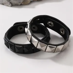 Punk Stil quadratisch nieten lederarmband detail, mode unisex schwarz silber armspange.