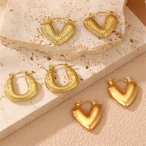 Goldene Edelstahl Herz Ohrringe und U-formige Creolen Set fur Damen Modeschmuck.