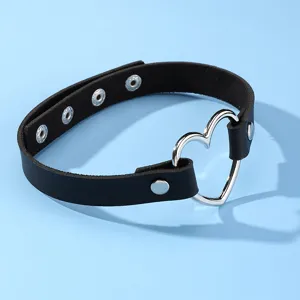 Zwarte PU leer hart choker ketting gothische punk kraag sieraden detailweergave