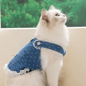 Süßes blaues Jeans-Polka-Dot-Spitzen-Haustiergeschirrkleid für Katzen Hunde Frühling