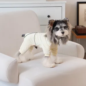 Atmungsaktive dünne vierbeinige Kühlbekleidung für kleine Hunde, süße Sommerkleidung.