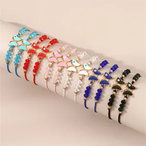 Modische geflochtene Perlen Schmetterling Armbänder Set, mehrfarbiger Damenschmuck.