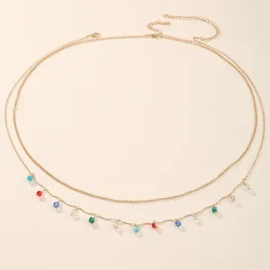 Goldfarbene mehrlagige Kette mit bunten Kristallen, schickes Sommer Strand Taillenschmuck.