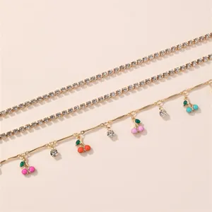 Strass Körperkette mit bunten Kirschen Anhänger, goldene mehrlagige Taillenkette für Strand.