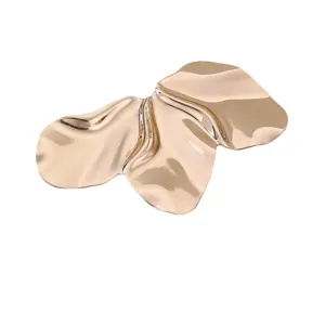 Goldener unregelmässiger geschmolzener Metallring für Damen, geometrischer offener Ring.