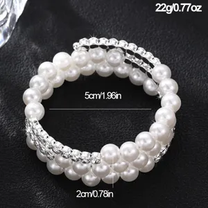 Elegantes mehrlagiges Perlen- und Strass-Offenes Armband, stilvolles Detaildesign.