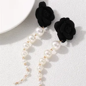 Elegante schwarze Samt Rose lange Perlen Quasten Ohrringe für Damen, schicker Modeschmuck.