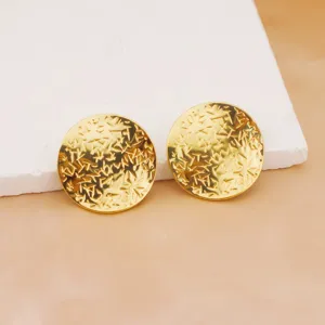 Gold-plated stainless steel textured circular earrings, minimalist retro fashion chic style jewelry.
