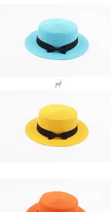 British retro bow flat top straw hat, stylish sun protection beach hat for summer outdoor wear.