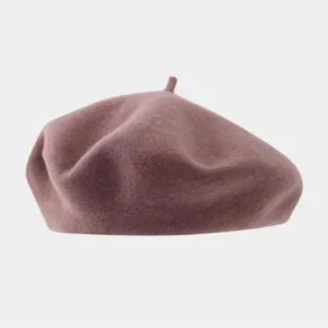 Solid wool beret hat for women autumn winter stylish minimalist vintage painter hat detail.