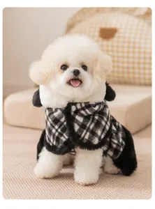 Simpatici vestiti invernali per cani a quadri neri e bianchi, set caldo per piccoli animali.