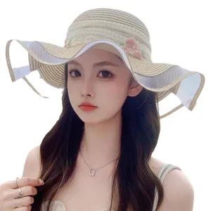 Cappello di paglia dolce con tesa a onde per donna, cappello sole spiaggia viaggi.