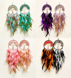 Plusieurs options de couleur d'attrape-rêves arbre de vie avec pierres et plumes