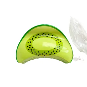 Fresh fruit print hair claw clip with kiwi pattern for women's hairstyling