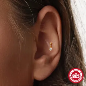 Nahaufnahme S925 Sterling Silber Stern-Ohrstecker mit Zirkonanhänger für Conch-Piercing