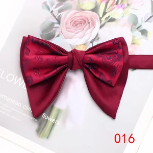 Farfalla doppia bordeaux da uomo cravatta retro con motivo floreale per matrimonio