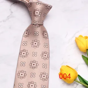 Light color floral necktie for men, classic business casual tie for wedding and daily office wear.