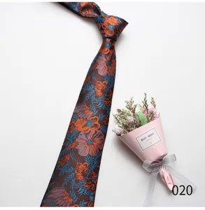Classic men vintage floral necktie with elegant bouquet detail for business formal wear 8cm.