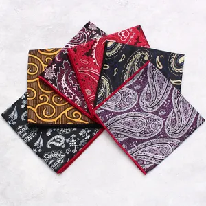 Set di fazzoletti da taschino paisley classici da uomo per abiti formali e matrimoni eleganti.