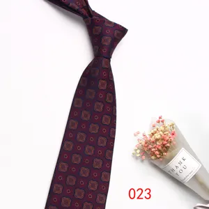 Cravatta da uomo rétro per affari con motivo floreale vintage 8cm accessorio classico per abito