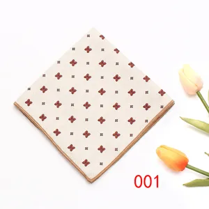Κομψό ανδρικό μαντήλι τσέπης με floral σχέδιο για επίσημα κοστούμια και εκδηλώσεις